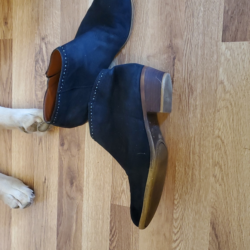 Lucky Brand Black Ankle Booties Leather Suede Silver Studs  Size 8.5 M - Picture 4 of 5